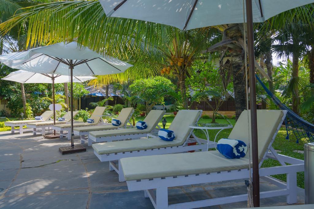 Hotel The Clematis Candolim Esterno foto