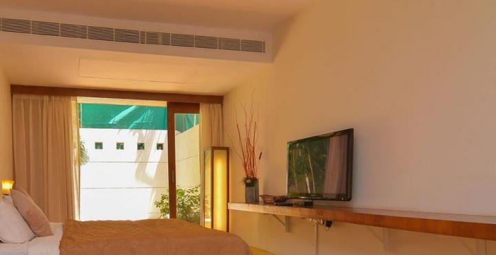 Hotel The Clematis Candolim Esterno foto