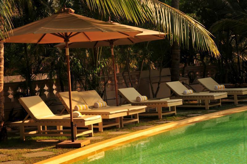 Hotel The Clematis Candolim Esterno foto